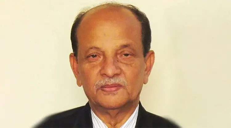 এবার গ্রেফতার সাবেক শিল্প প্রতিমন্ত্রী কামাল আহমেদ মজুমদার