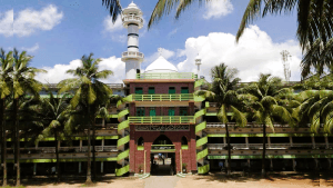 হাটহাজারী মাদরাসার নতুন বোর্ড গঠন নিয়ে কওমি তরুণদের তীব্র ক্ষোভ