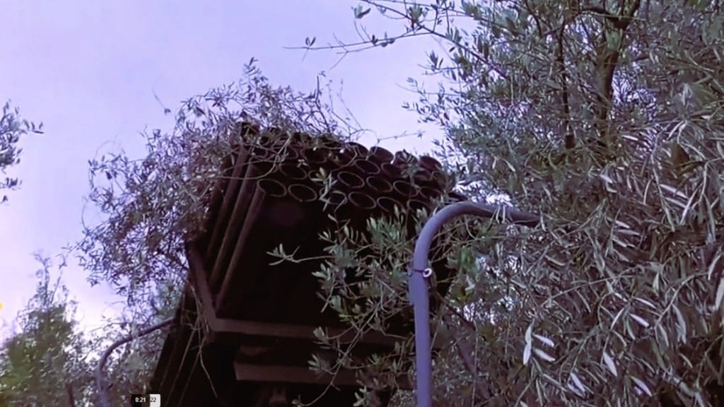 লেবাননে স্থল অভিযানে দিশেহারা ইসরায়েল