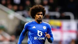 হামজা চৌধুরীর বাংলাদেশের জার্সি পরার অঙ্গীকার: ‘আমি মানুষের প্রতিনিধিত্ব করতে চাই’