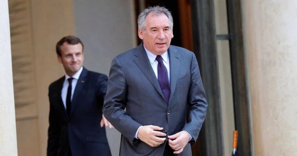 ফ্রান্সের প্রধানমন্ত্রী হলেন ফ্রাঁসোয়া বায়রু