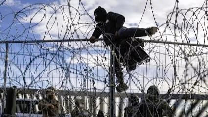 বাইডেন প্রশাসনে বছরে ২ লাখ ৭০ হাজার অভিবাসনপ্রত্যাশীকে বিতাড়িত