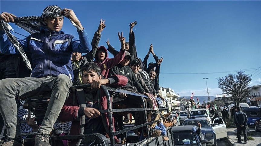 আসাদের পতনের পর সিরিয়া থেকে লেবাননে প্রবেশ করেছে ৮৫ হাজার মানুষ