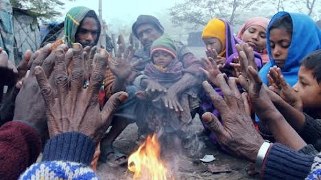 তীব্র শীতে শীতার্ত মানুষের মাঝে ৬ লাখ ৭৯ হাজার কম্বল দেবে সরকার