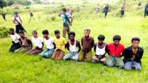 বুথিডাংয়ে আরাকান আর্মির হাতে আটক রোহিঙ্গা যুবকদের অনিশ্চিত ভবিষ্যৎ