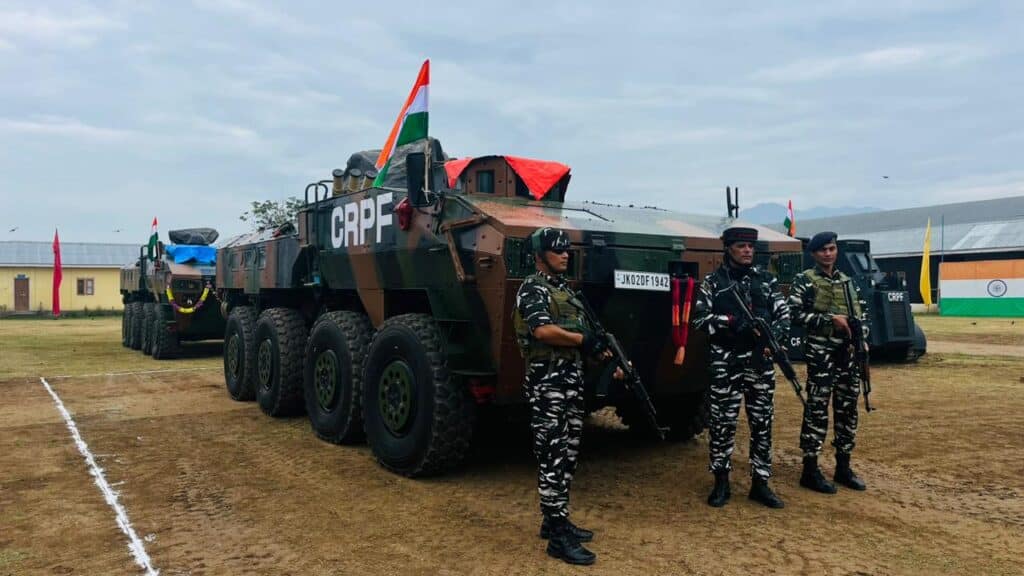 কাশ্মীরে নিরীহ জনগণের ওপর নিপীড়ন বাড়াতে নতুন কোবরা ব্যাটালিয়ন গঠন করছে ভারত!