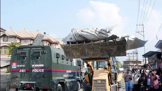 চীনের সহায়তায় ভারতীয় যুদ্ধবিমান ভূপাতিত: চীনের ভূমিকা নিয়ে বিতর্কে উত্তাল দিল্লি