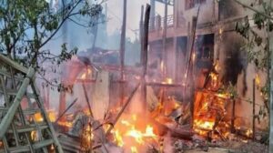 মংডুতে ভুয়া অযুহাতে রোহিঙ্গা বসতি জ্বালিয়ে দিচ্ছে সন্ত্রাসী আরাকান আর্মি!