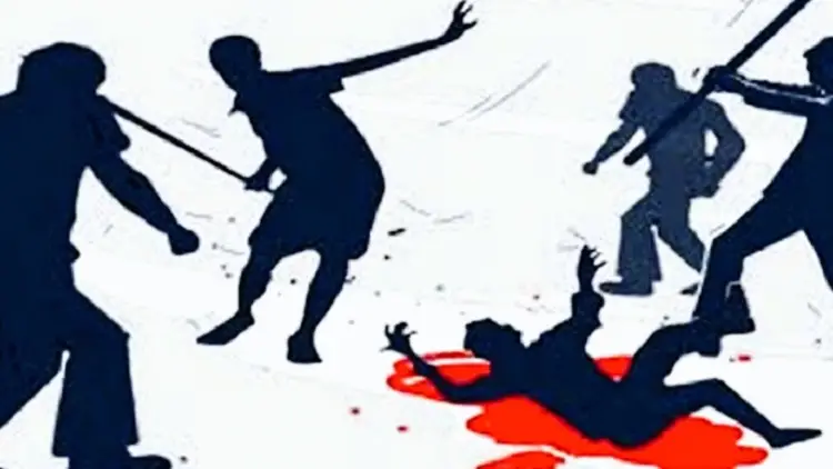 ভারতের আলিগড়ে গরুর মাংস বহনের সন্দেহে চার মুসলিমকে প্রকাশ্যে পিটিয়ে হত্যা