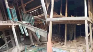 রোহিঙ্গাদের ঘরবাড়ি ভেঙে কাঠ লুট করে সামরিক ঘাঁটি গড়ছে সন্ত্রাসী আরাকান আর্মি